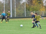 S.K.N.W.K. JO12-1JM - Tholense Boys JO12-2 (competitie) 2023-2024 (2e fase) (60/84)